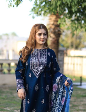 Midnight Majesty: Sophisticated Neckline Embroidered Ensemble
